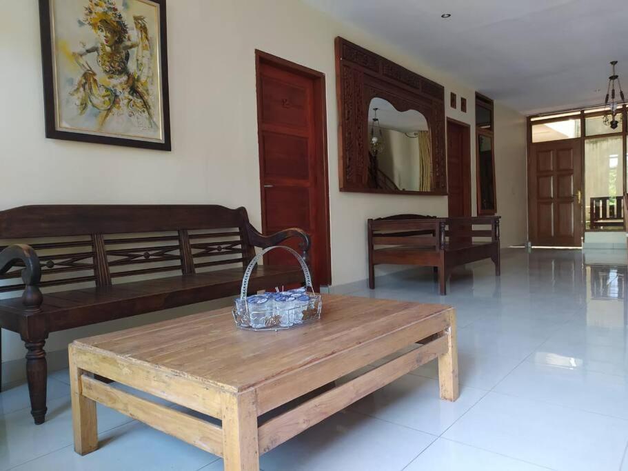 Hazel House With Swimming Pool By Grorental Bandung Exterior photo